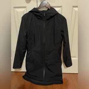 Lululemon rain rebel jacket (older style), black, size 4